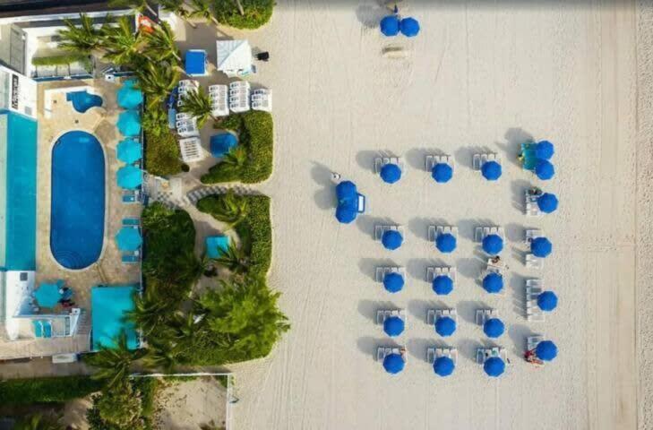 Beachfront Resort - Pool - Ocean View Balcony- Gym ไมอามีบีช ภายนอก รูปภาพ